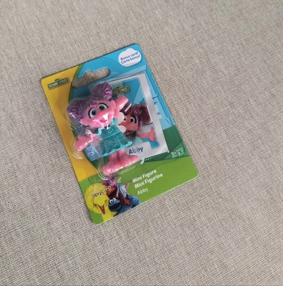 Sesame Street ABBY Mini Figure Waving Micro Toy Collection Topper New - Picture 4 of 5
